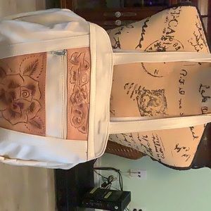 Leather shoulder bag, purchased from leather shop in TX. In very good condition